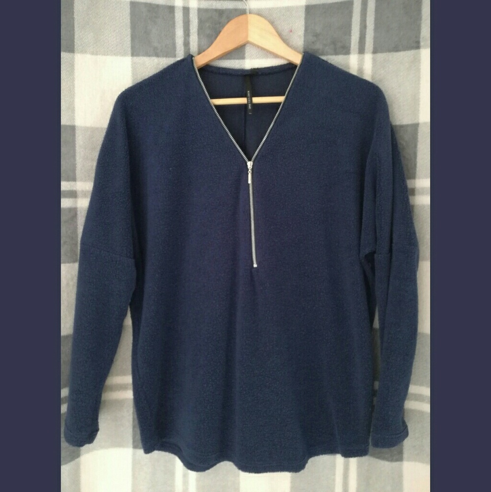 M Kay celine Navy Blue Pull over